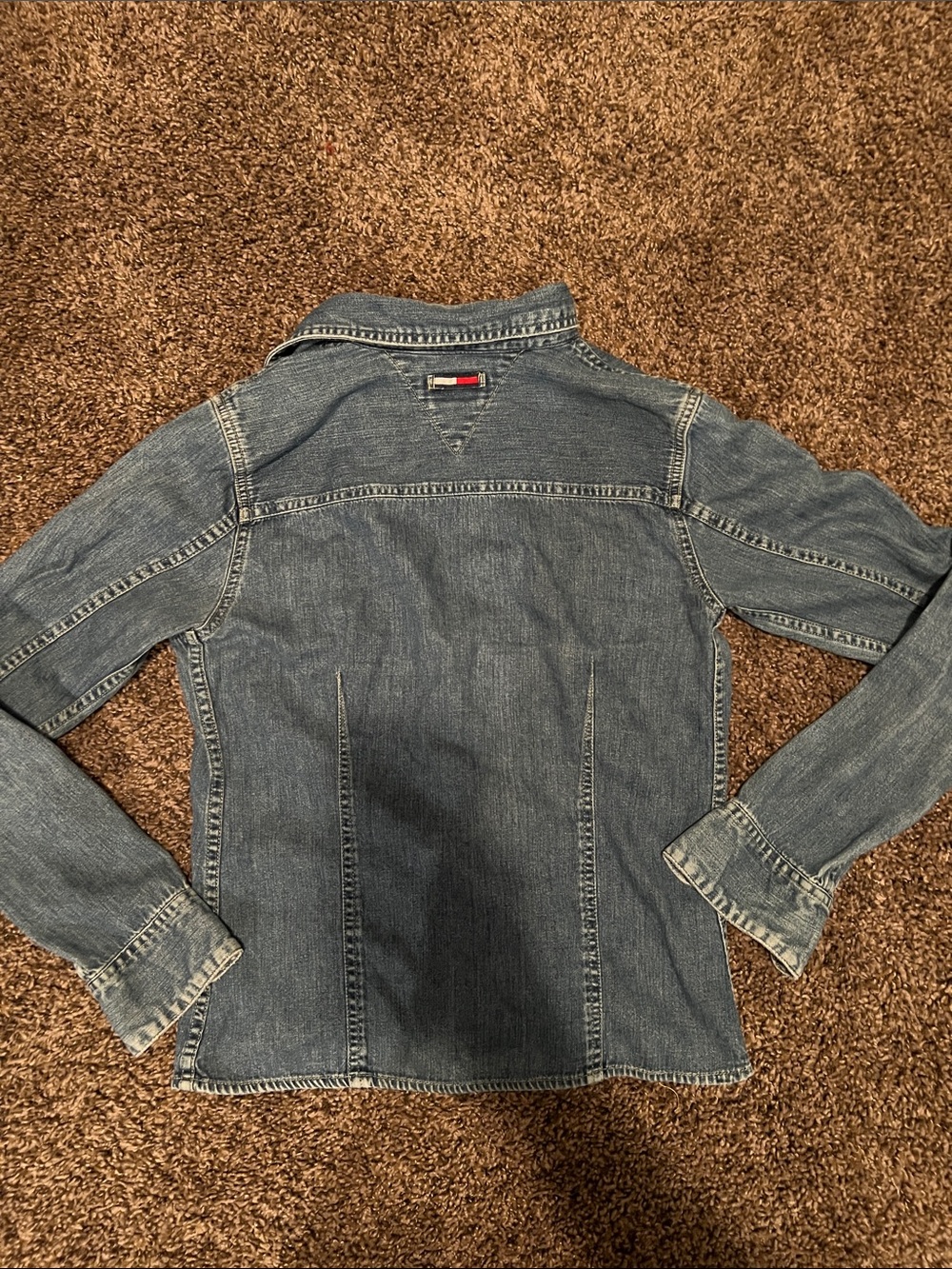 Vintage Tommy Hilfiger Blue Light Wash Denim Shirt Jacket - Picture 6 of 7